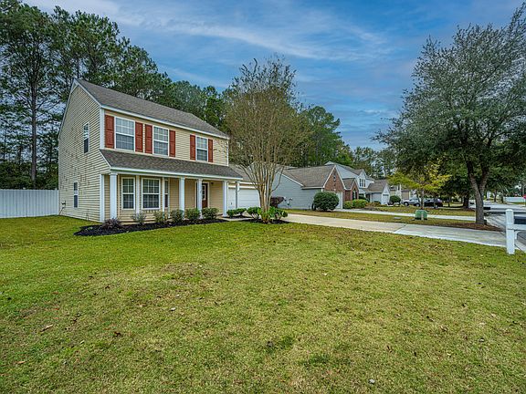 3rd image of 9124 Wildflower Way