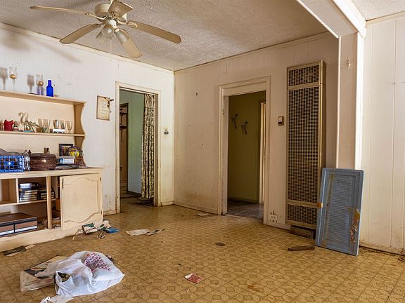 3rd image of 1724 Craig St