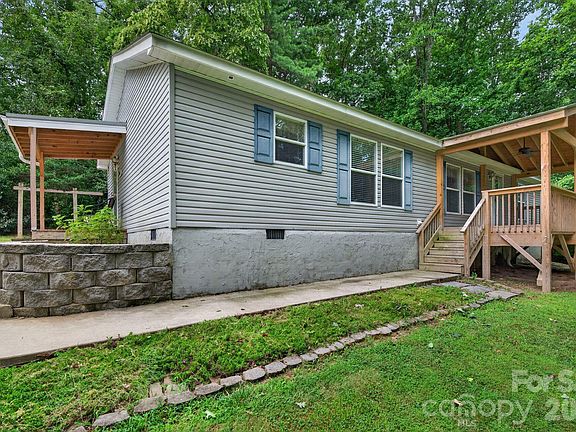2nd image of 146 Banks View Ln