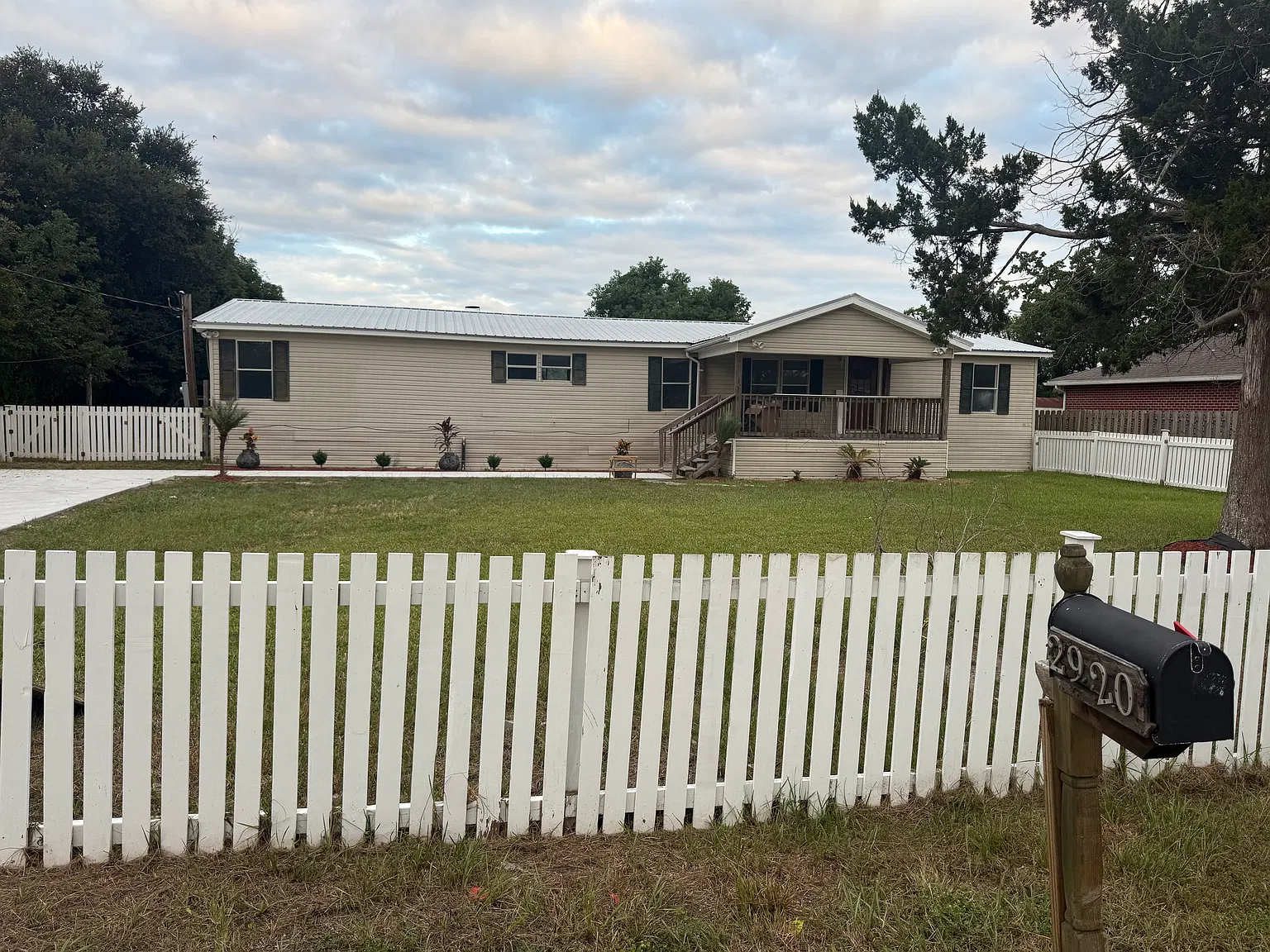 4 bed, 1820 sqft, $1,850 — Photo 1