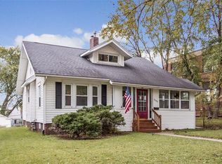 2600 B Ave NE, Cedar Rapids, IA 52402