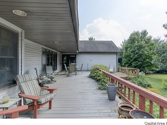 3rd image of 4297 Mary Ln