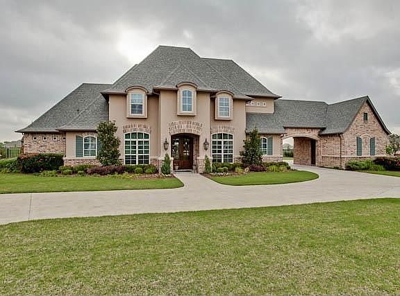 2nd image of 6704 Overbrook Dr