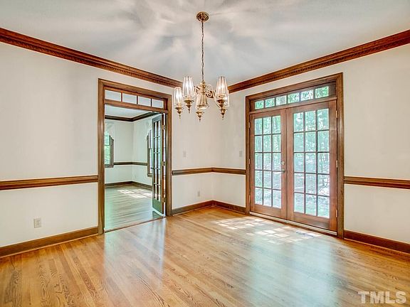 5th image of 707 Wellington Dr