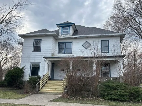 421 N Church St, Gibson City, IL 60936