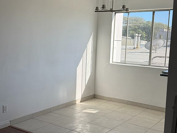 2nd image of 1005 N Stanley Ave APT 209