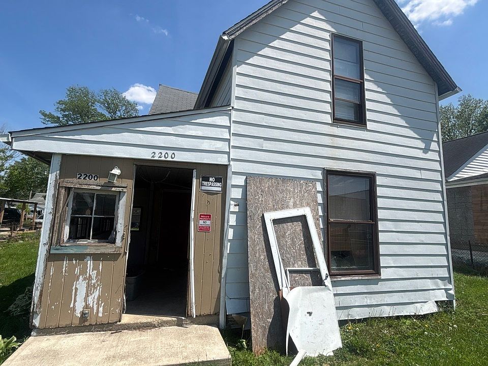 1st image of 2200 Walnut St