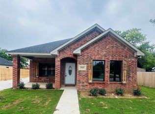 1523 N Brazos Ave, Cleburne, TX 76033