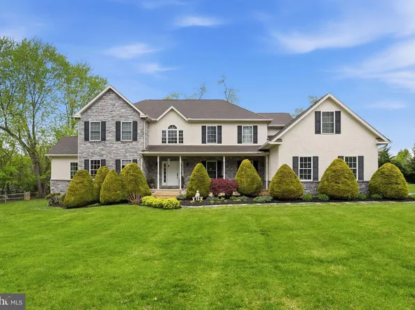 809 Shavertown Rd, Garnet Valley, PA 19060