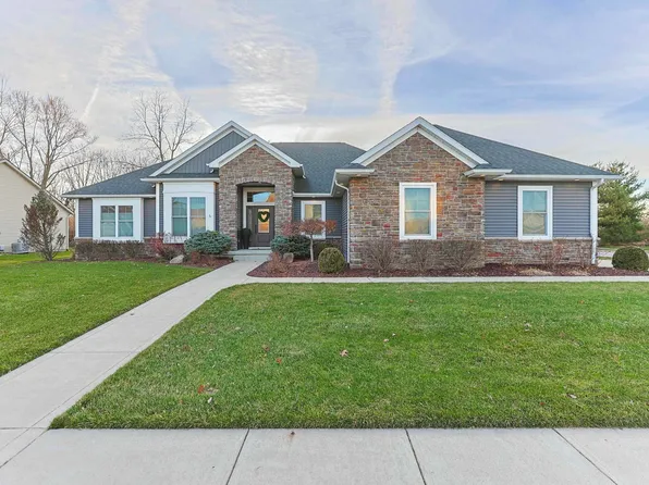 709 W Shore Dr, Osceola, IN 46561