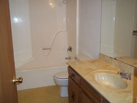 5th image of 1216 E 6th St APT 5
