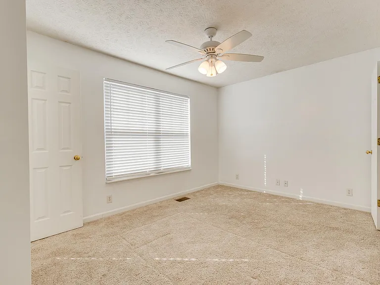 3412 Haynes Cv — Photo 17