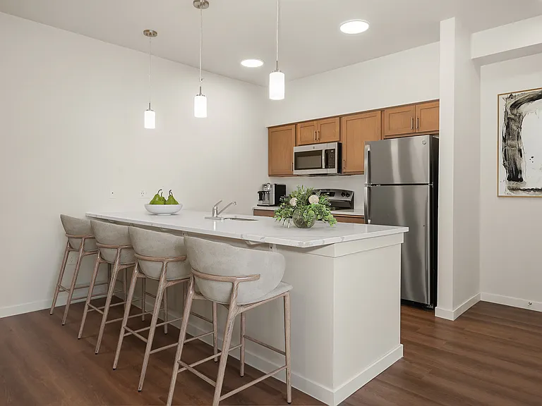 Rivers Edge Apartments — Photo 90