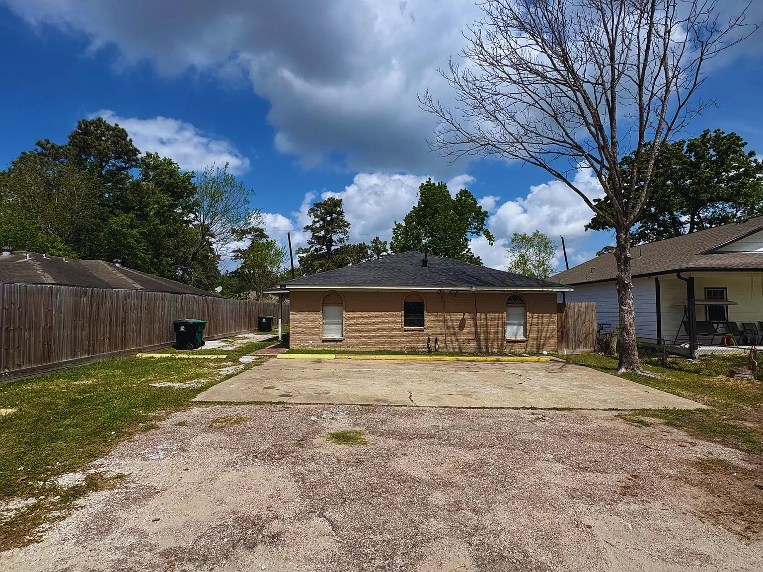 2 bed, 1.0 bath, $850 — Photo 3