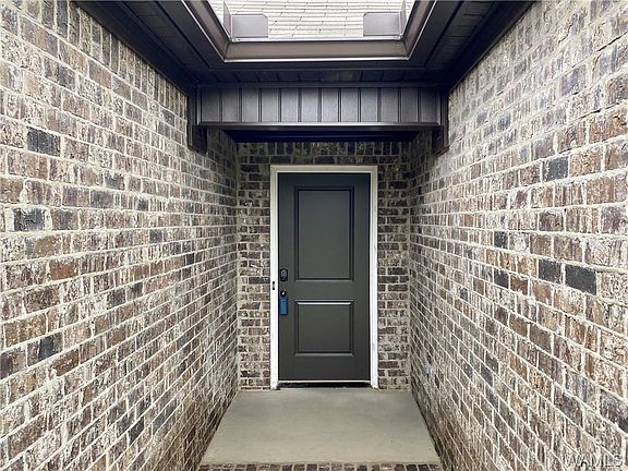 2nd image of 1355 Maxwell Cir #64