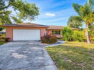 2230 Flora Ave, Fort Myers, FL 33907
