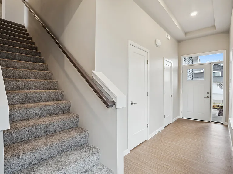 2240 Eversull Ln — Photo 8