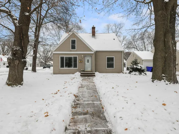 620 N Douglas St, Appleton, WI 54914