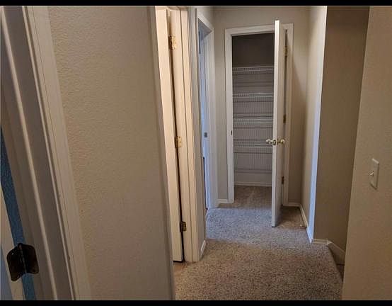 3rd image of 2902 SW Deerfield Blvd