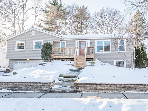 2nd image of 348 Indian Dr