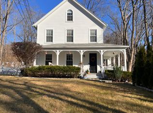 99 River St, New Canaan, CT 06840