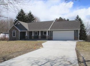 1109 S Patterson Rd, Midland, MI 48640