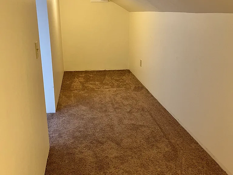 210 Dodge Ave — Photo 16