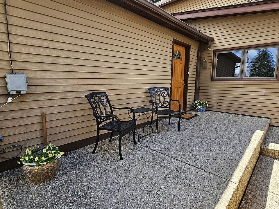 1st image of 10 N Poplar Ave