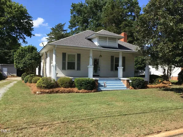 304 E D St, Erwin, NC 28339