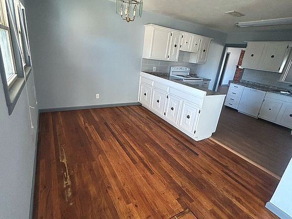 4th image of 1705 E 21st St