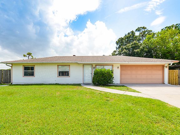4th image of 1344 SE Proctor Lane