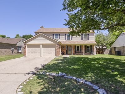 2314 Warwick Ave, Grand Prairie, TX, 75052