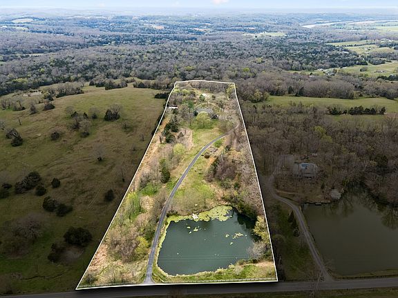 5th image of 3625 Mitchell Rd