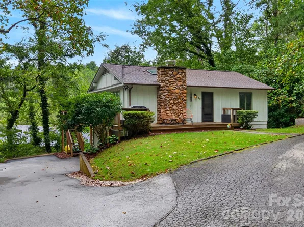 39 Spooks Branch Ext, Asheville, NC 28804