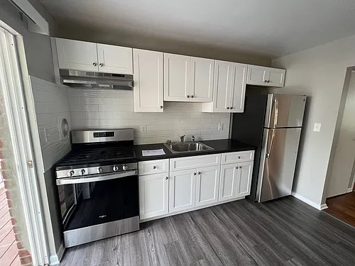 303 Plainfield Ave Photo 1