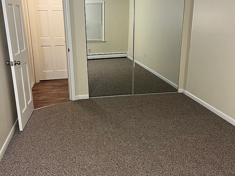 2568 Elmwood Ave #7 — Photo 8