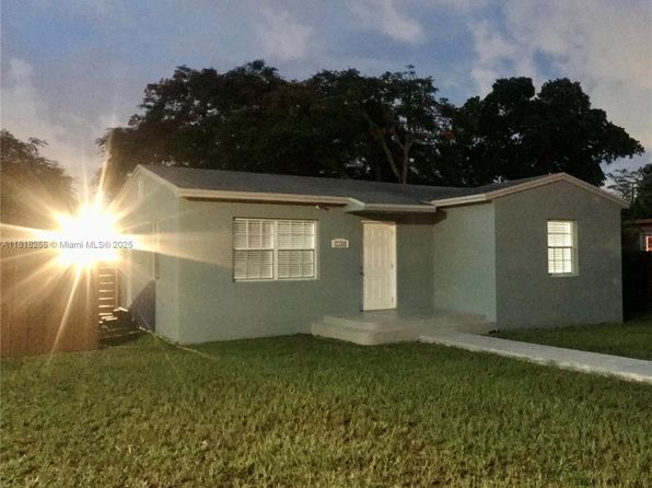 1185 NW 125th St
