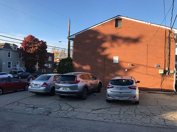 5th image of 133 W Oakland Ave APT B