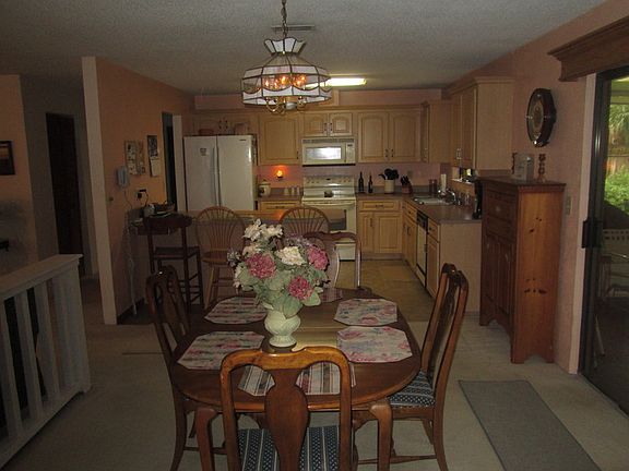 4th image of 504 Sandy Oaks Blvd