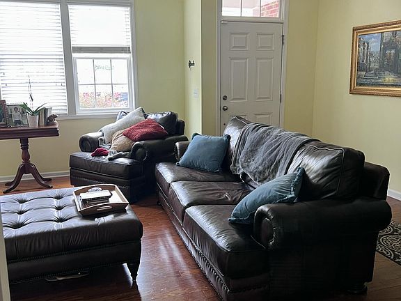 3rd image of 1331 Still Monument Way