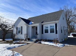 3225 7th St, Moline, IL 61265