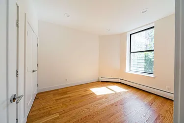 Rented by Uptown Flats LLC