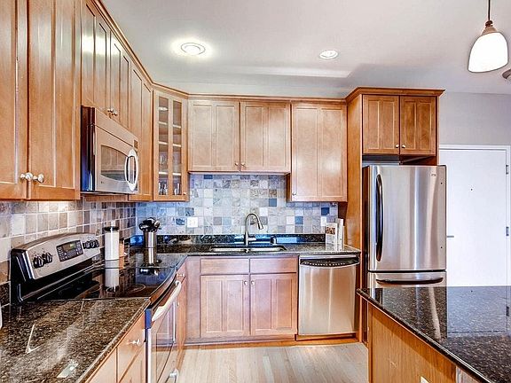 2nd image of 1950 N Logan St APT 1007