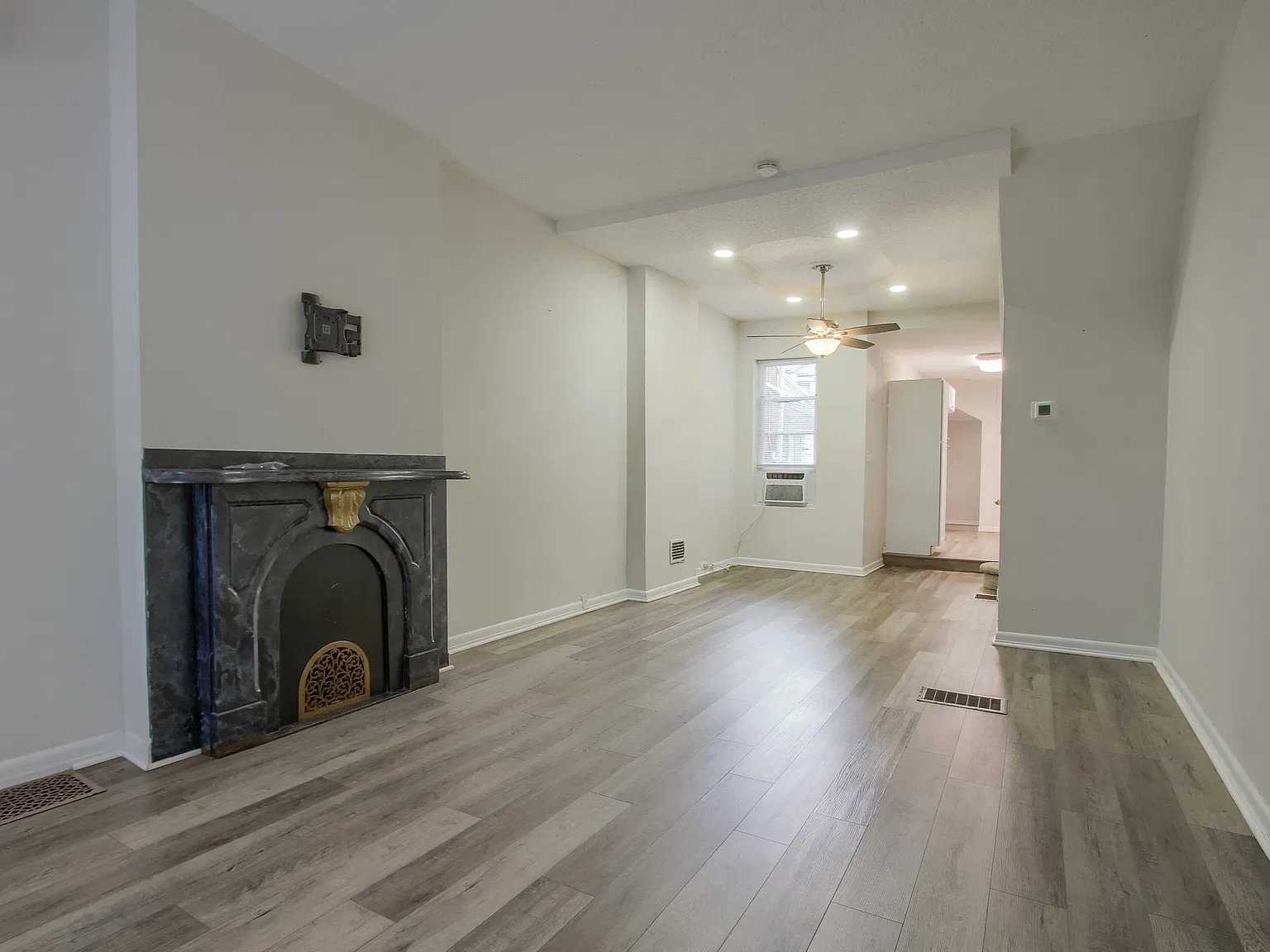 3 bed, 1557 sqft, $1,650 — Photo 2