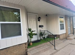 1021 E Madison St #A, South Bend, IN 46617