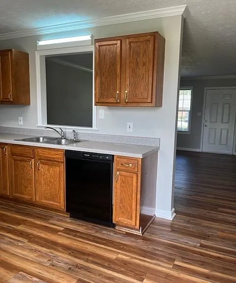 164 N Burson Ave #7 — Photo 7