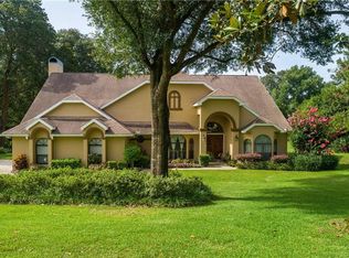 11255 Grandview Dr, Dade City, FL 33525