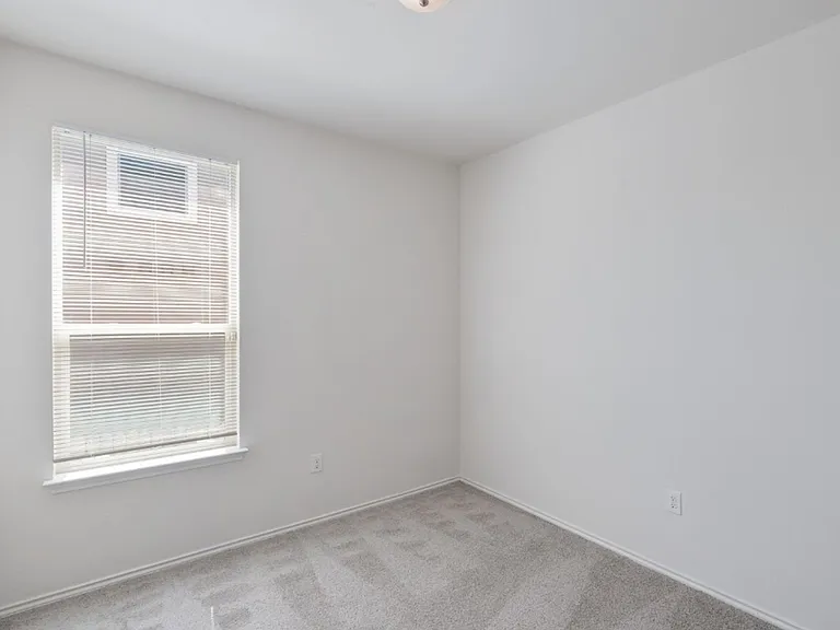 7712 Peccary Dr — Photo 8