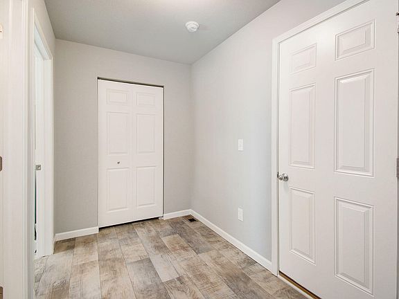 2nd image of 6247 Vine Leaf Dr