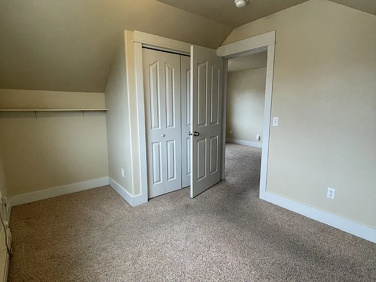 1 bed, 1.0 bath, 640 sqft, $1,600 — Photo 8